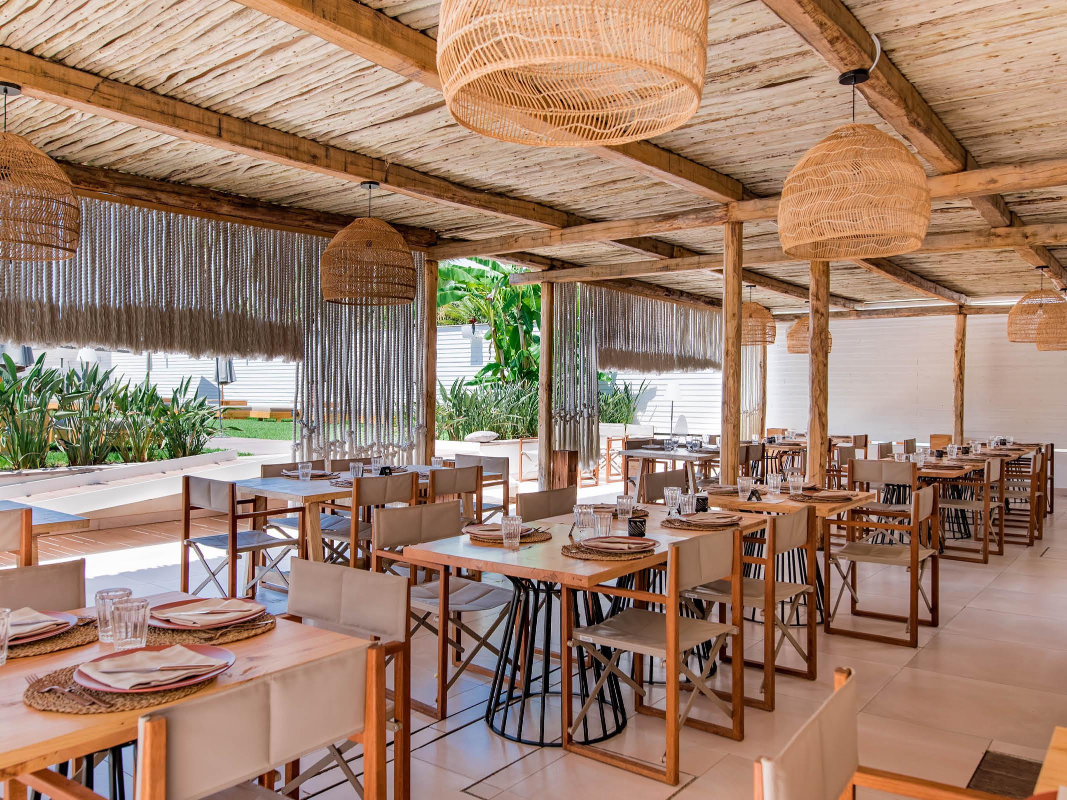 Cumeja Beach Club & Hotel Baia Domizia Ngoại thất bức ảnh