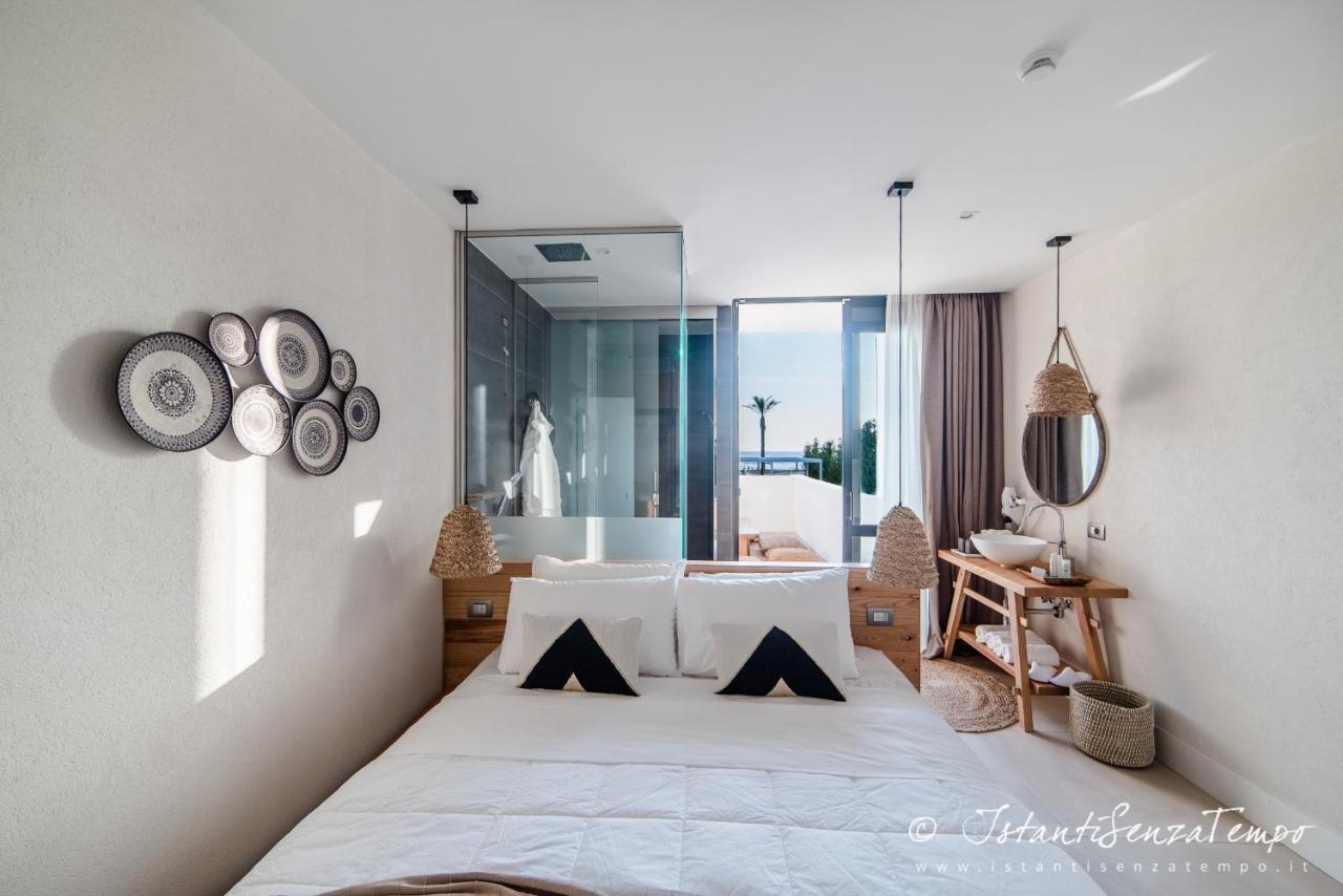 Cumeja Beach Club & Hotel Baia Domizia Ngoại thất bức ảnh