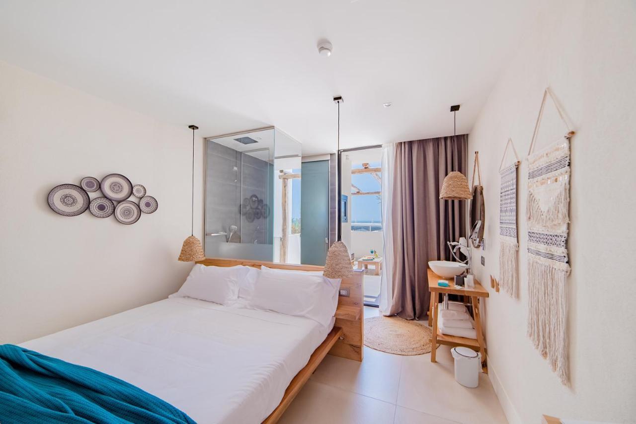 Cumeja Beach Club & Hotel Baia Domizia Ngoại thất bức ảnh