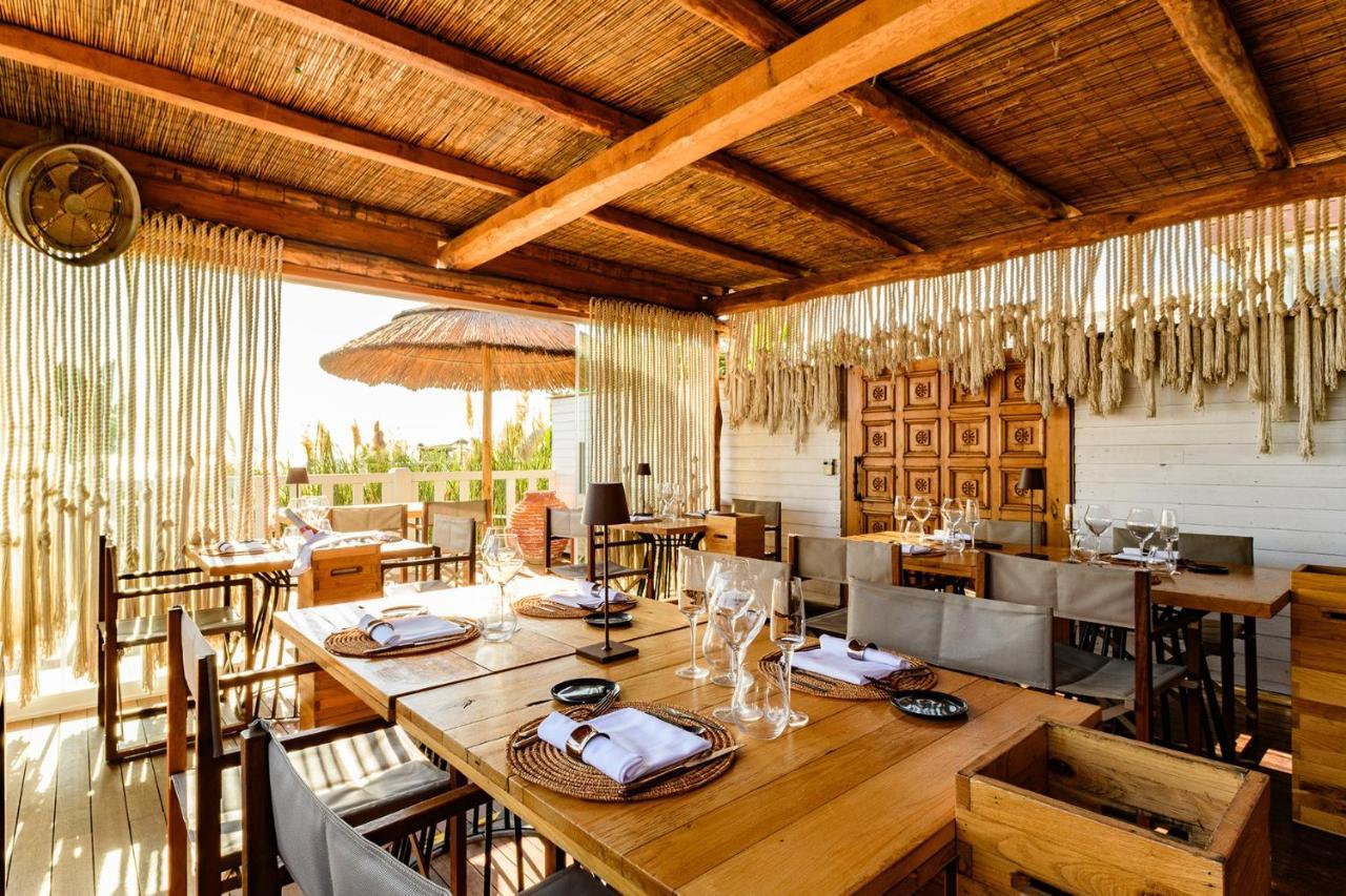 Cumeja Beach Club & Hotel Baia Domizia Ngoại thất bức ảnh