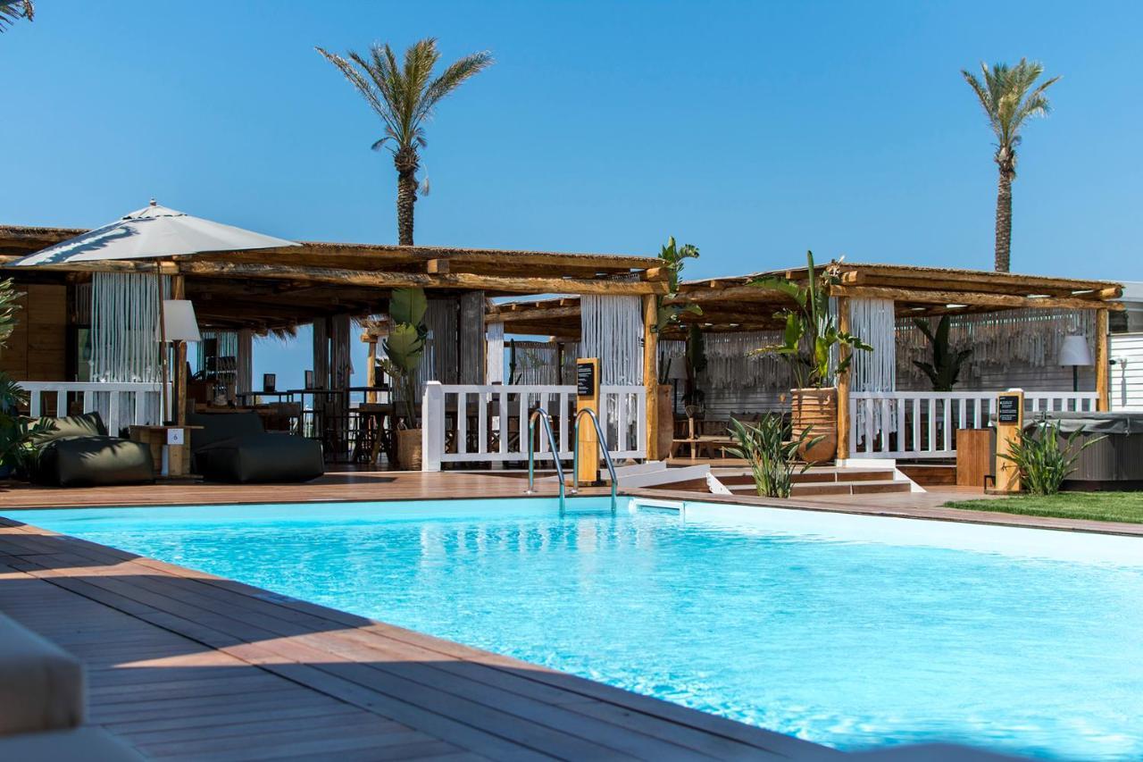 Cumeja Beach Club & Hotel Baia Domizia Ngoại thất bức ảnh